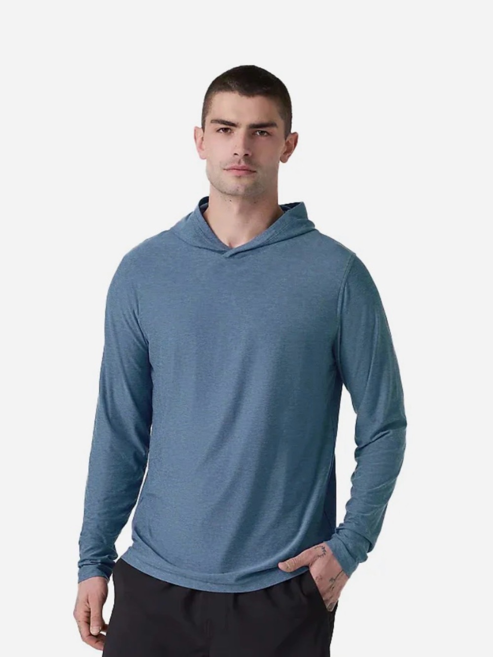 Vuori Strato Tech Hoodie longsleeve Men’s size large blue activewear loungewear